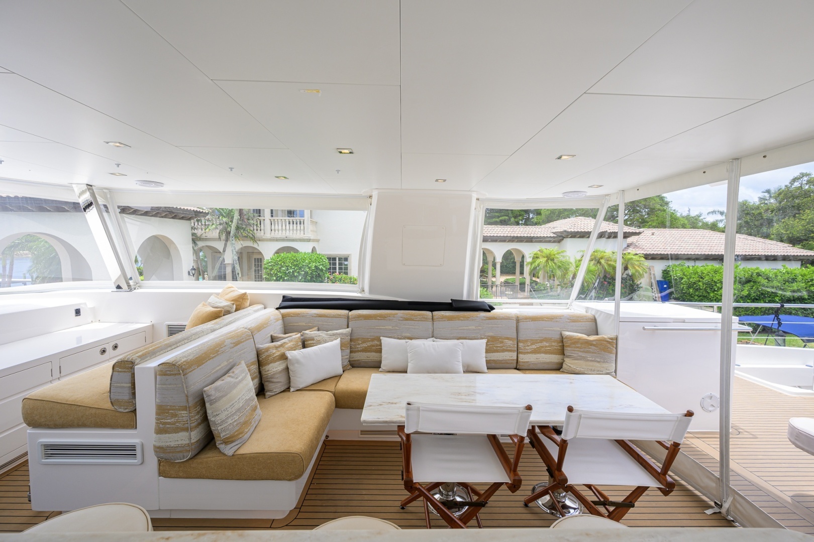 Midnight Moon 85ft Horizon Yacht For Sale