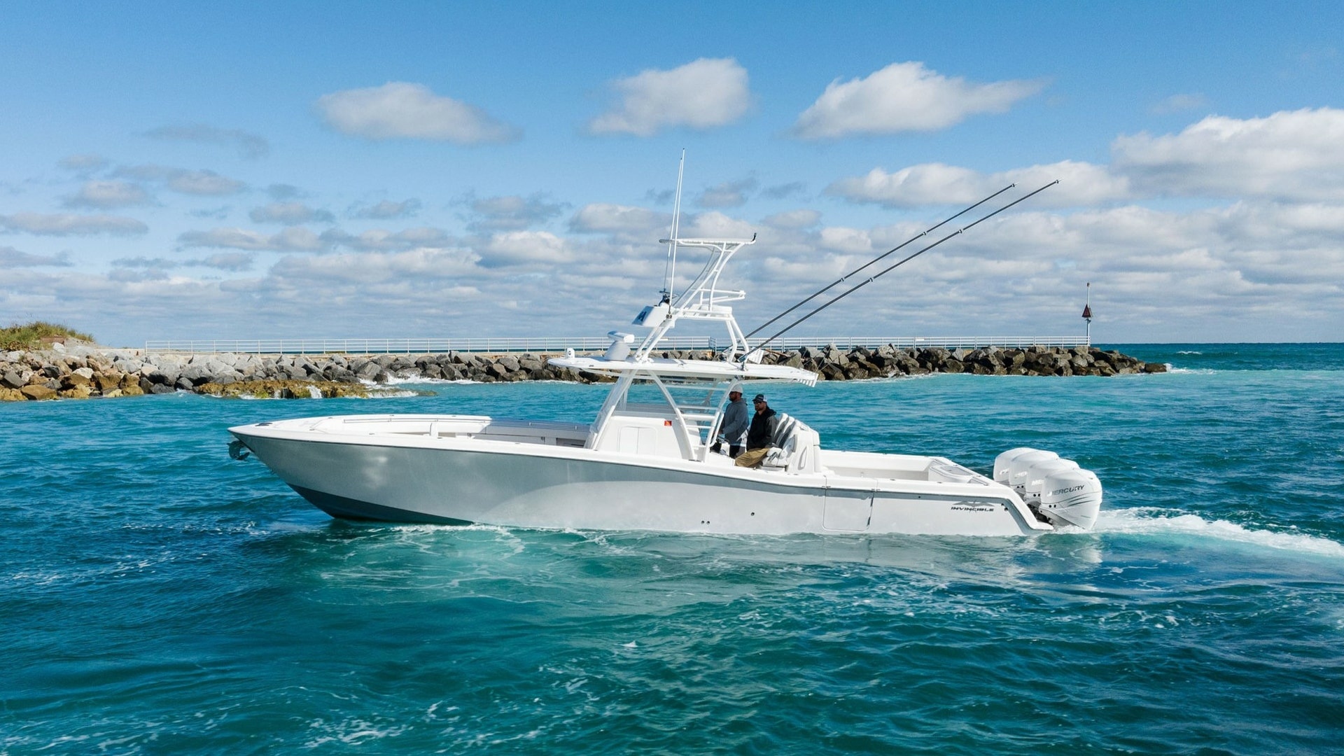 Side Profile of Invincible 42 Open Fisherman