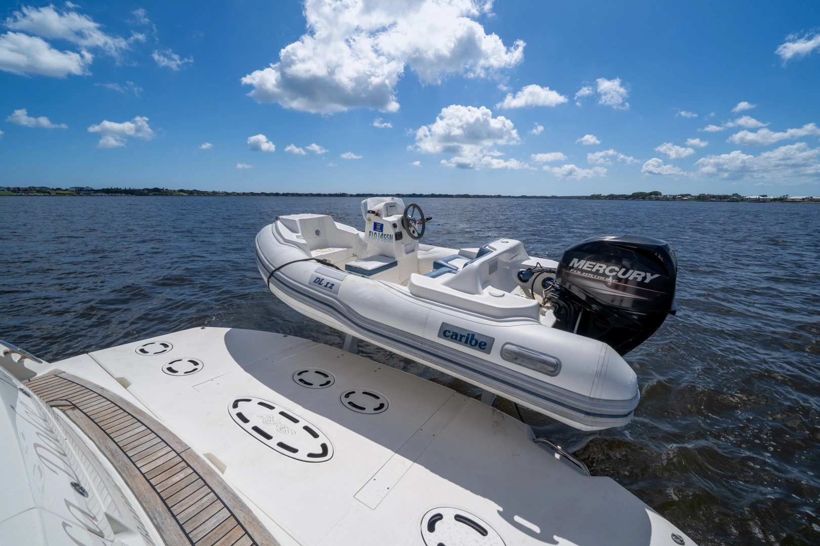 Sea Ray 470 Sedan Bridge Yacht For Sale