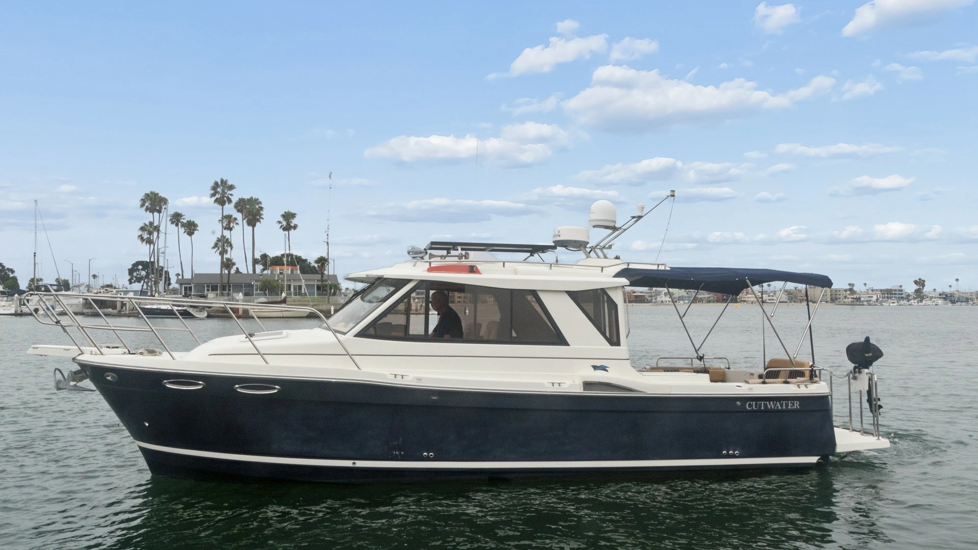 2014 Cutwater 28  "BLUE FISH"