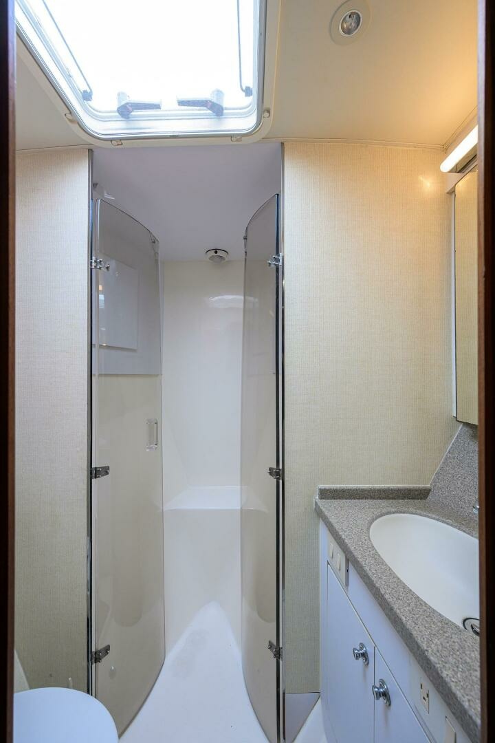 MEMBERS ONLY 56ft Ocean Yachts Yacht For Sale