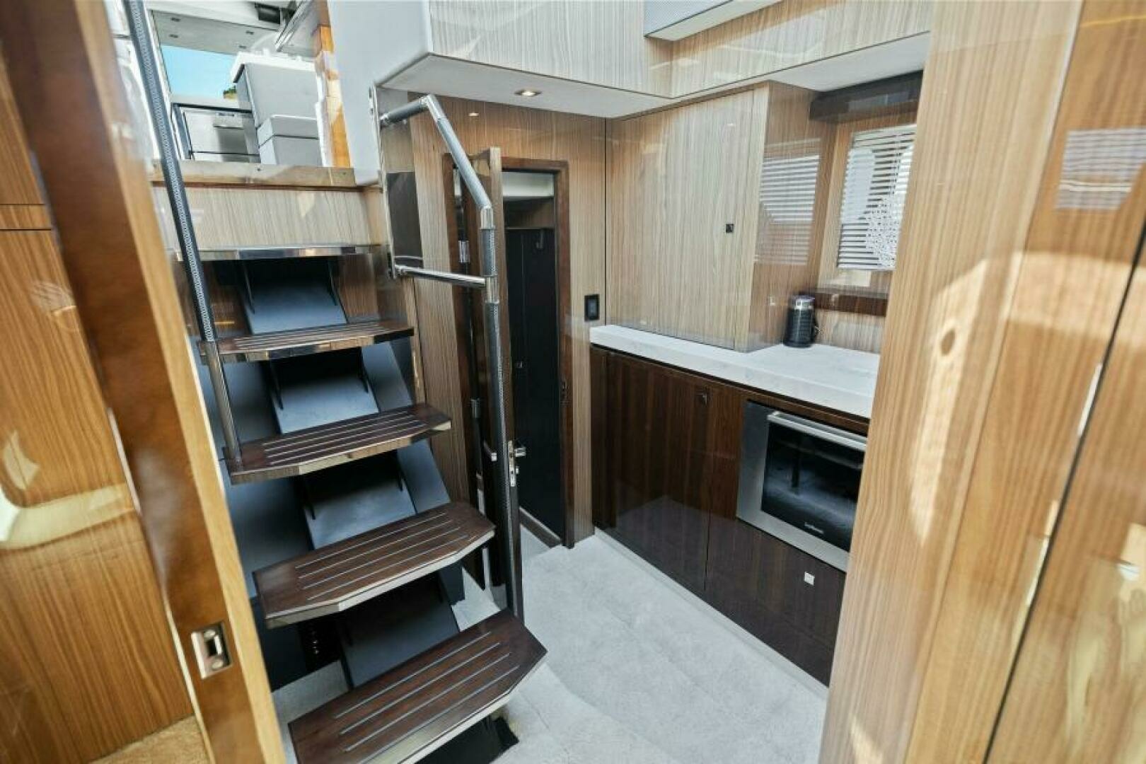 Miss Tracy Lane 60ft Cruisers Yachts Yacht For Sale Miss Tracy Lane 60ft Cruisers Yachts Yacht For Sale