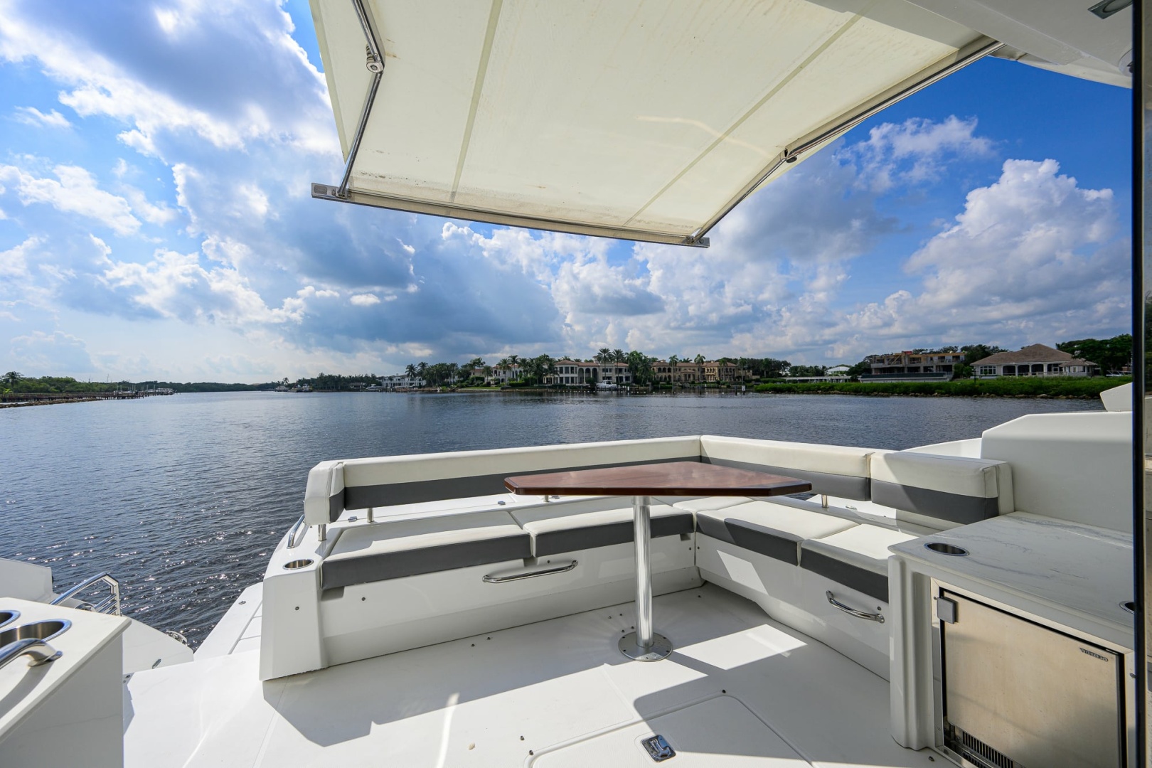 4th Quarter 46ft Cruisers Yacht For Sale