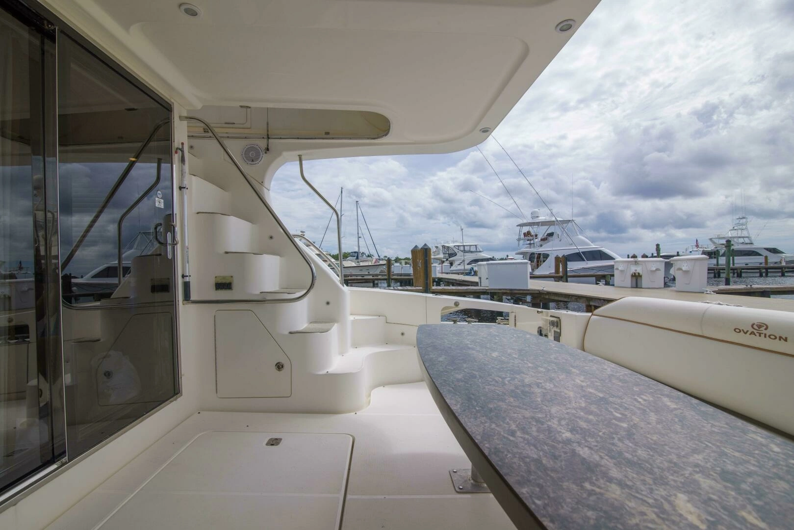 Silverton 52 Ovation Yacht For Sale