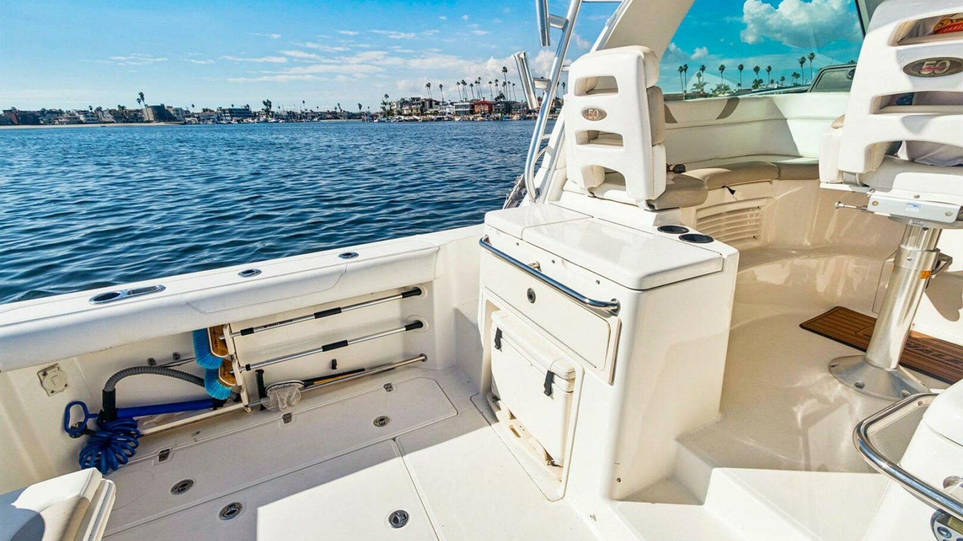 HAMMERHEAD II 34ft Boston Whaler Yacht For Sale