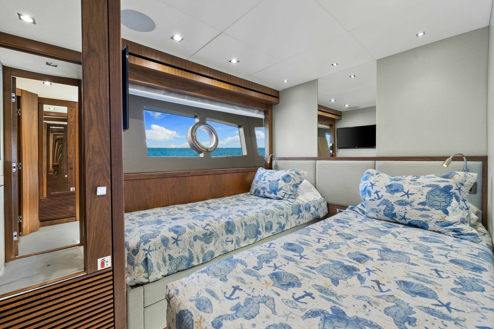 2018 Sunseeker 95 Motoryacht