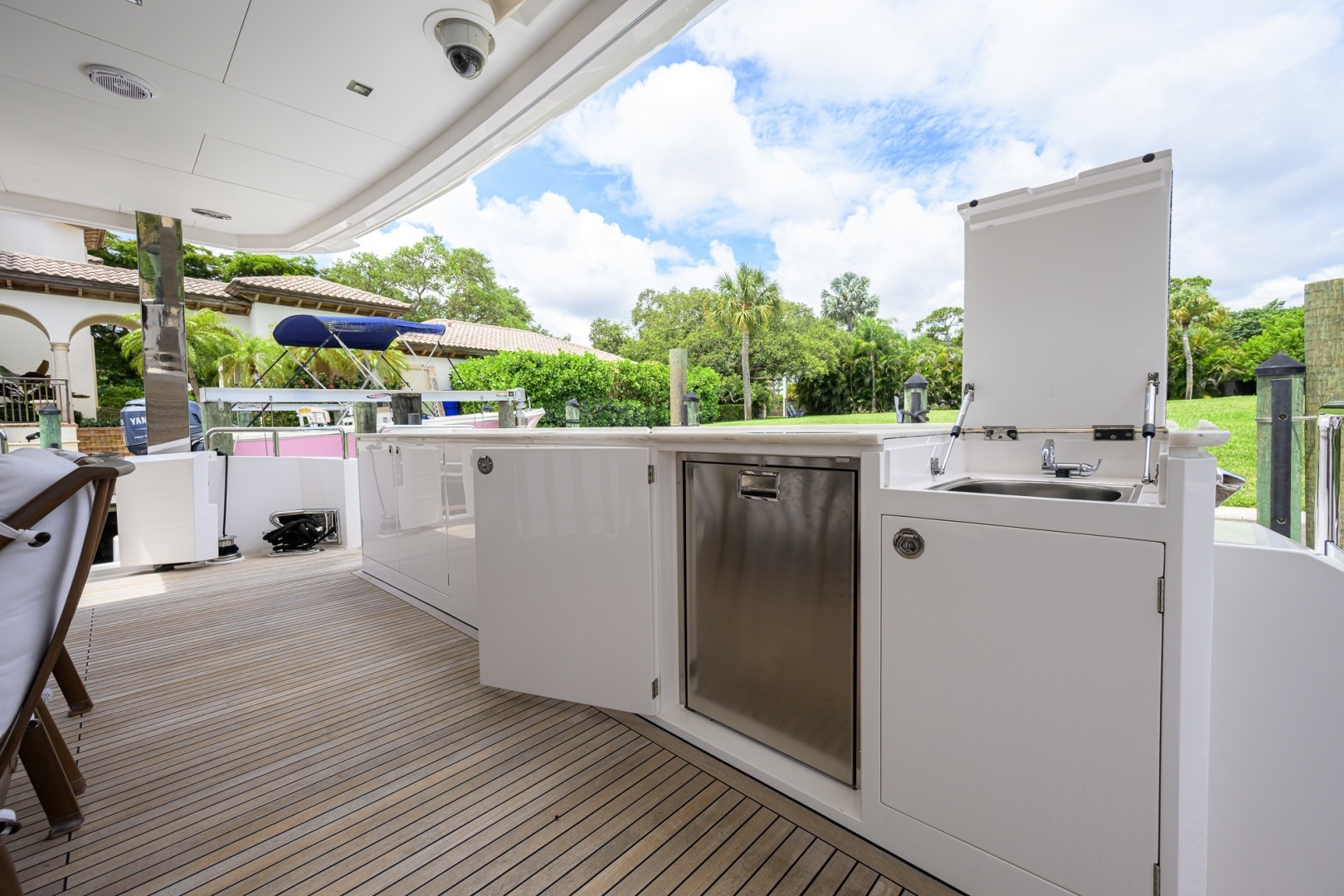 Midnight Moon 85ft Horizon Yacht For Sale