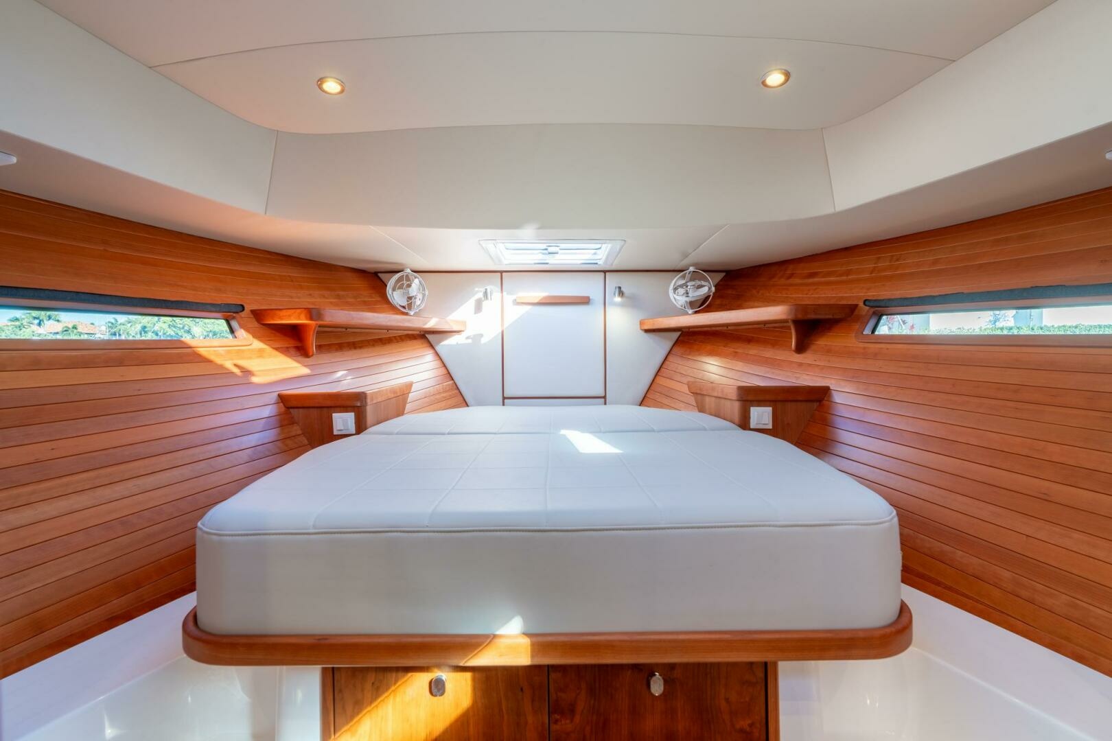 In Stock MJM 42 005 47ft MJM Yacht For Sale