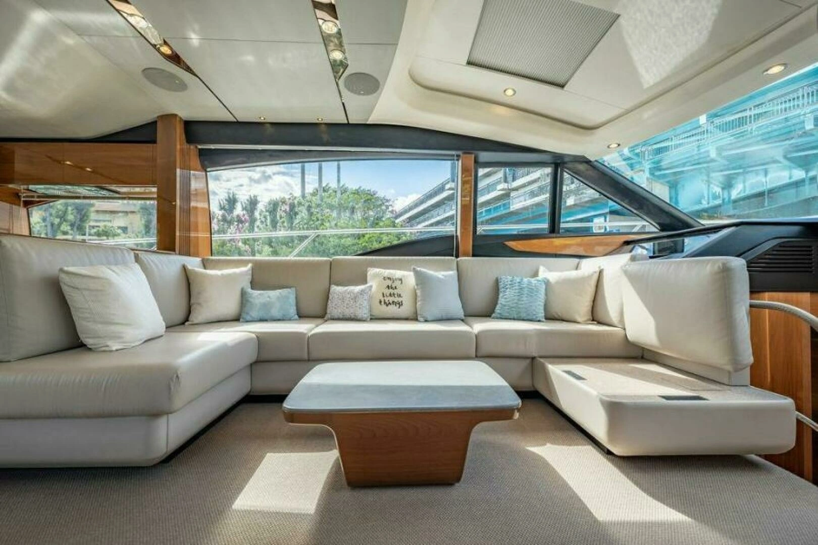 Princess S65 Yacht For Sale