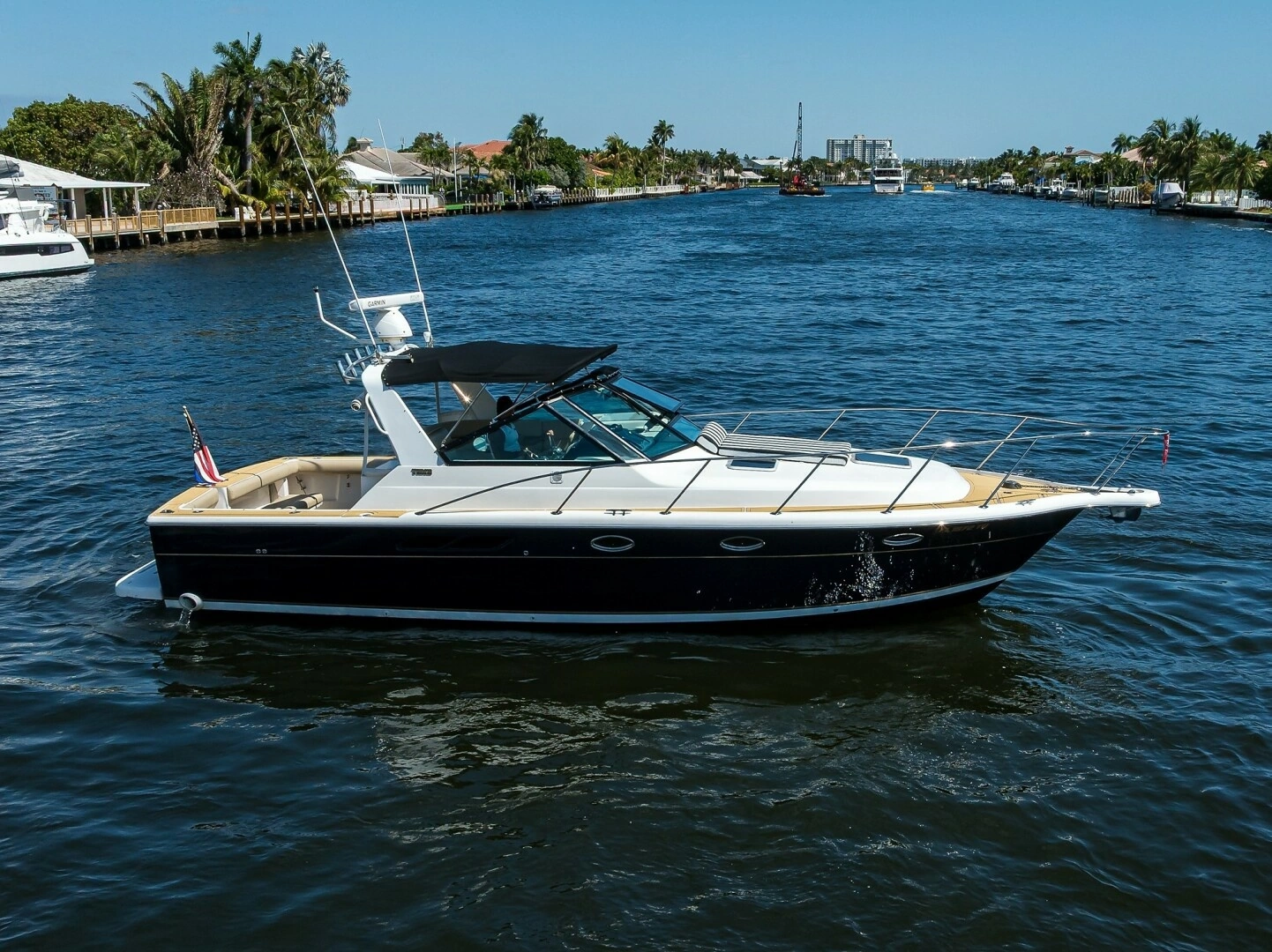 2002 Tiara Yachts 3100 LE - photo 1 of 40