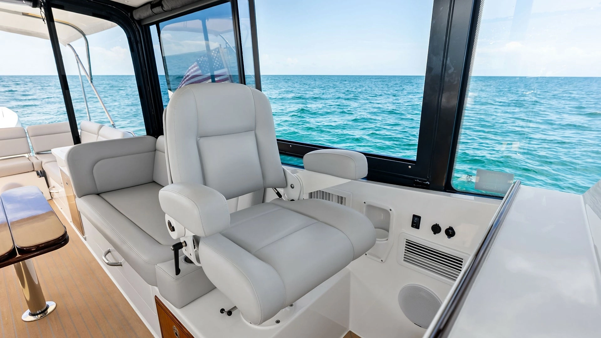 MJM M3 Yacht For Sale