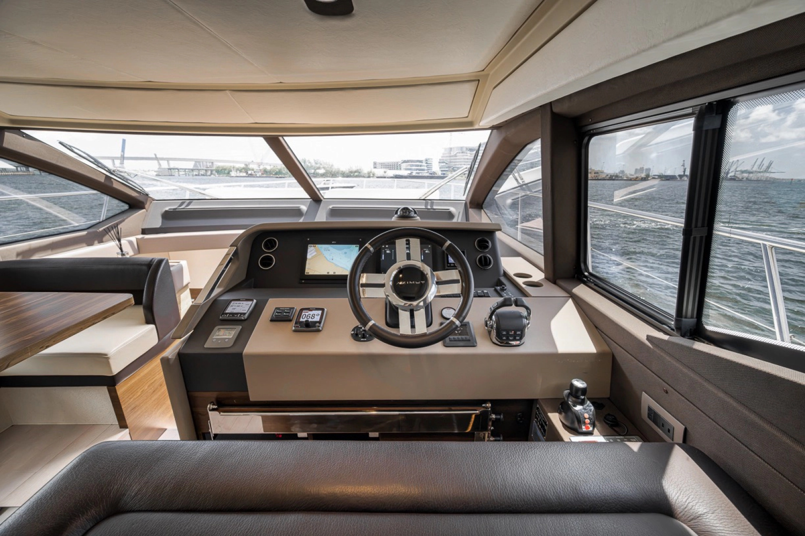 2016 Azimut 50 FLY