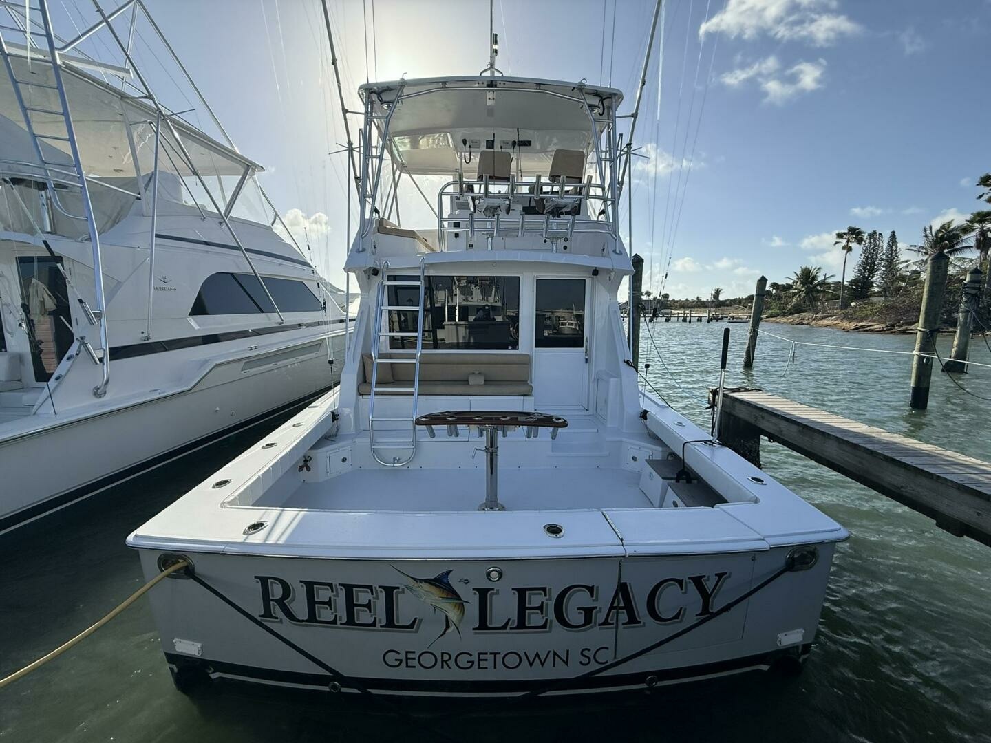 REEL LEGACY 50ft Viking Yacht For Sale