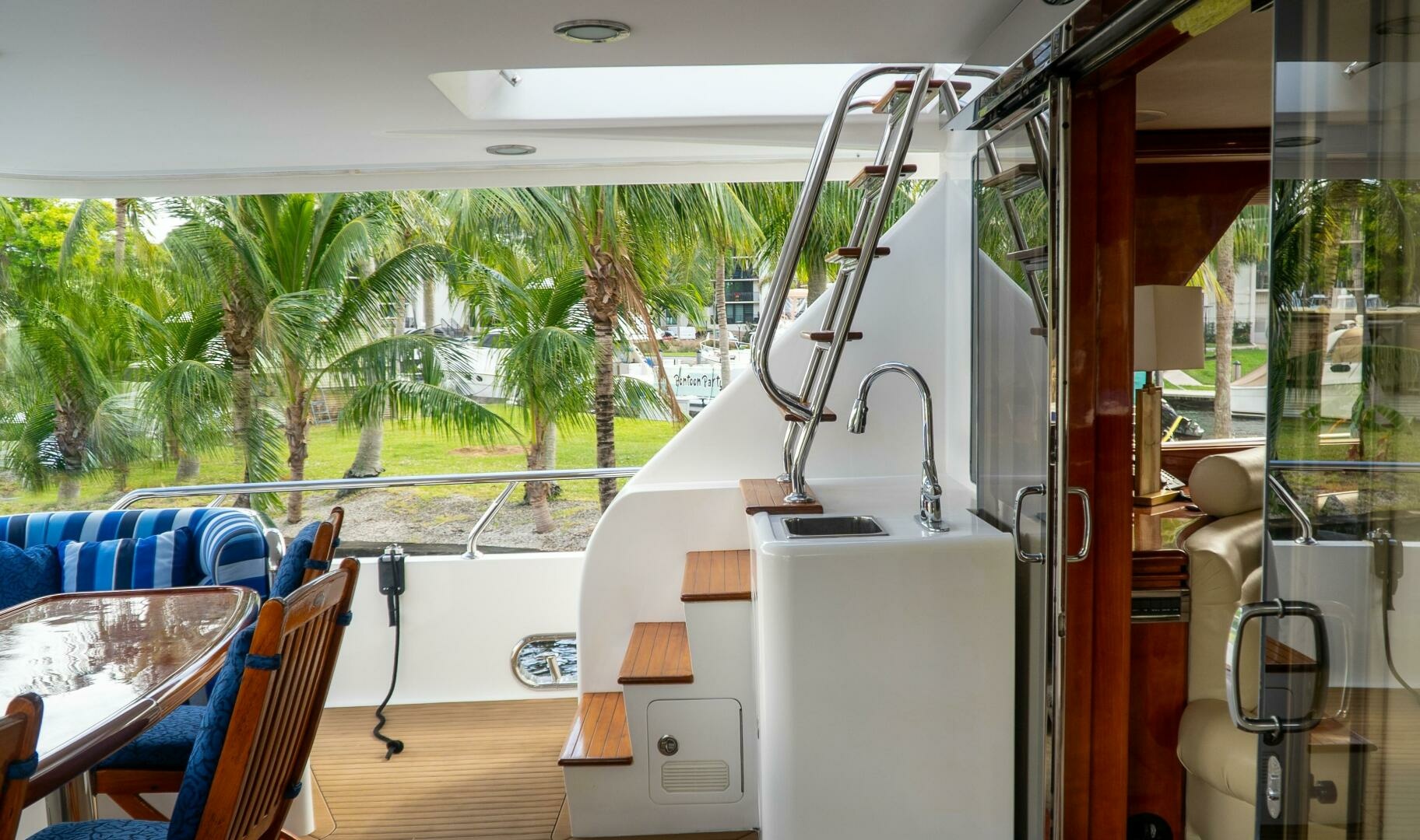 JusMad 80ft Ocean Alexander Yacht For Sale