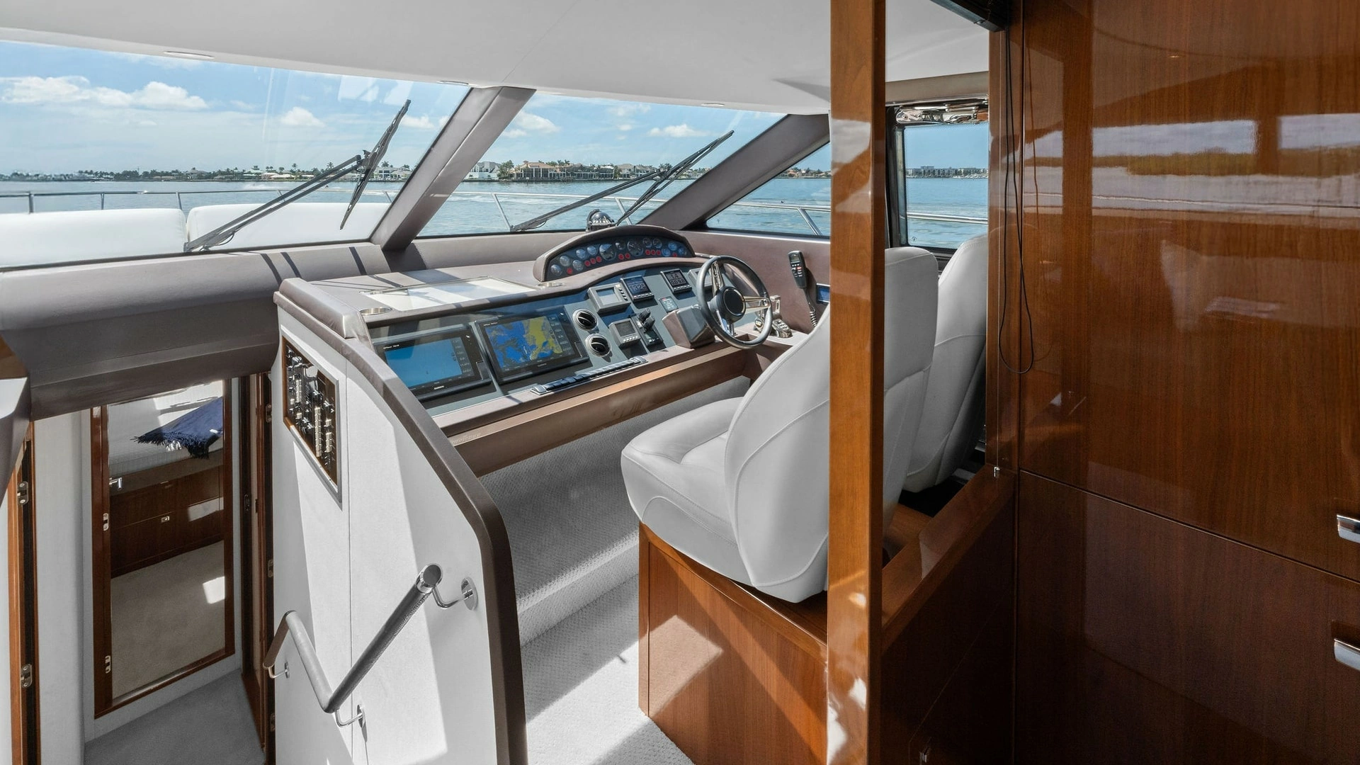 Princess 64 Flybridge Yacht For Sale
