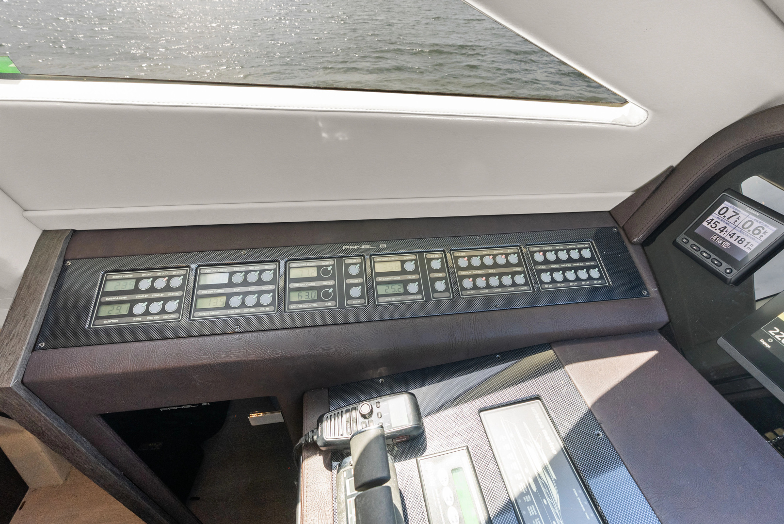 SOLARIS 65ft Uniesse Yacht For Sale