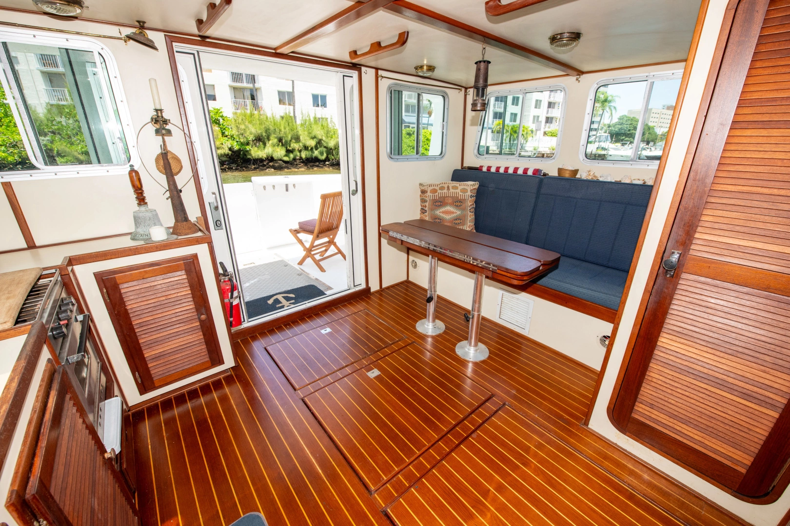 American Tug Trawler Pilothouse 36 Yacht For Sale