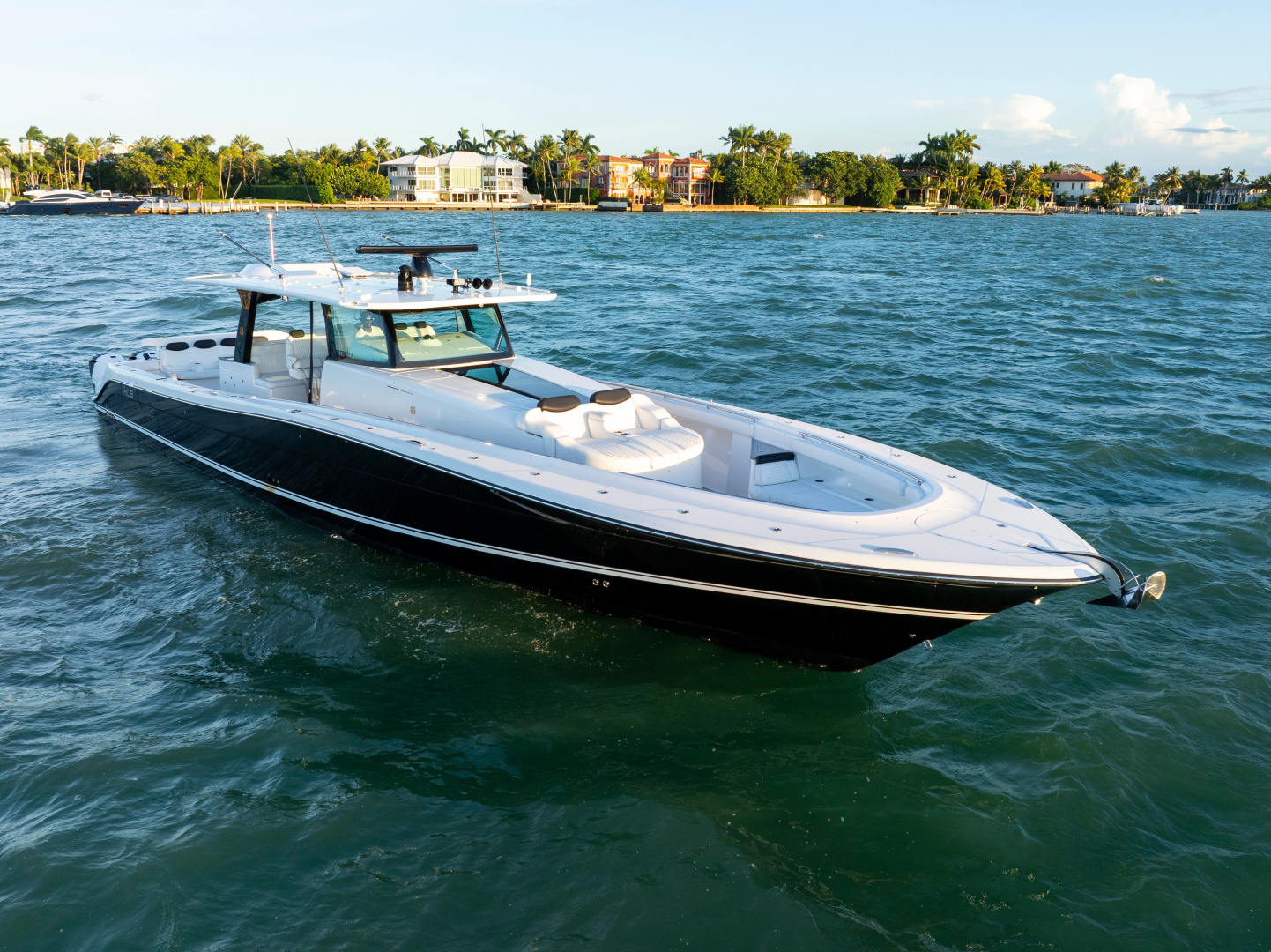 65ft HCB Yacht For Sale