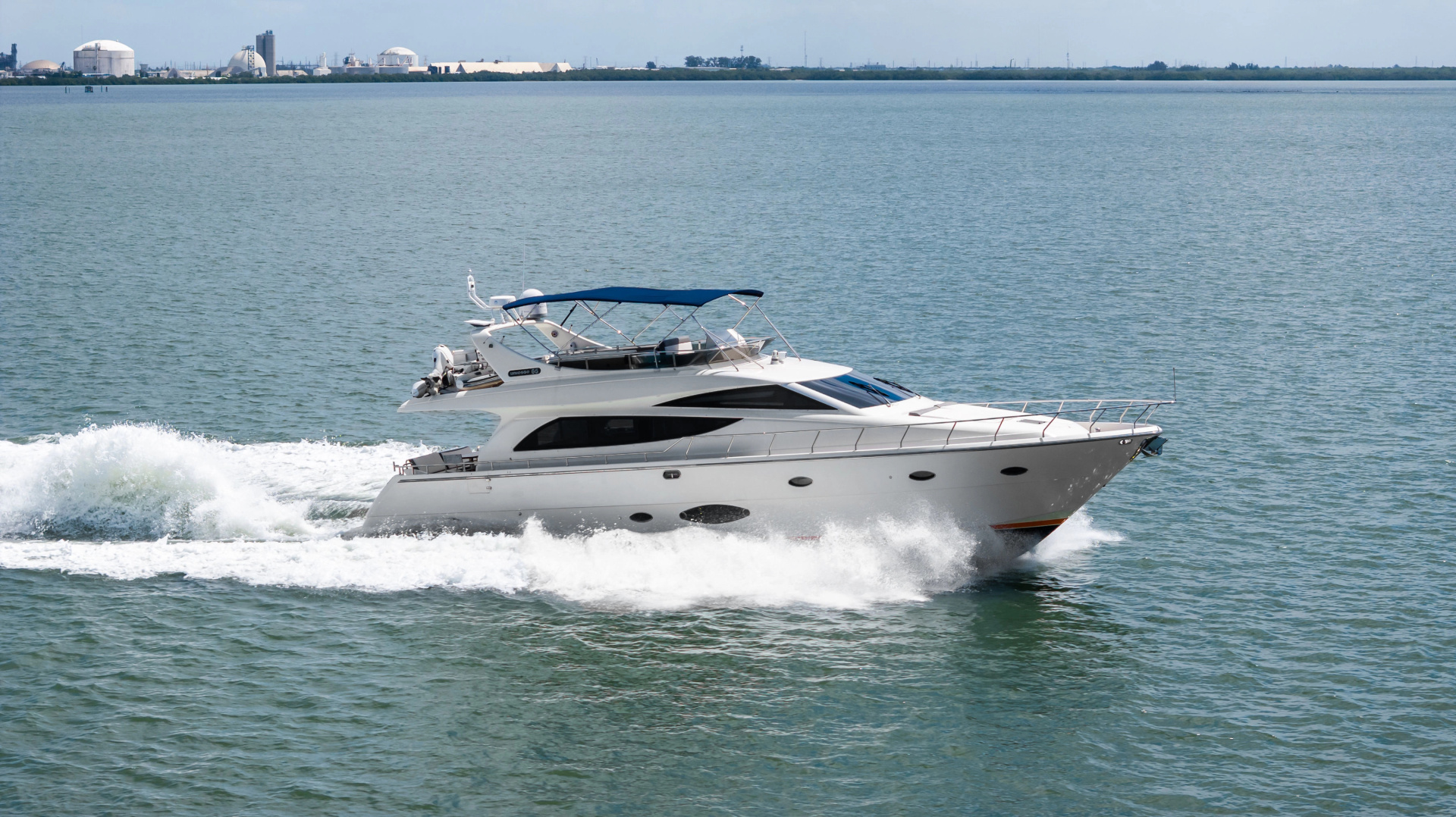 SOLARIS 65ft Uniesse Yacht For Sale