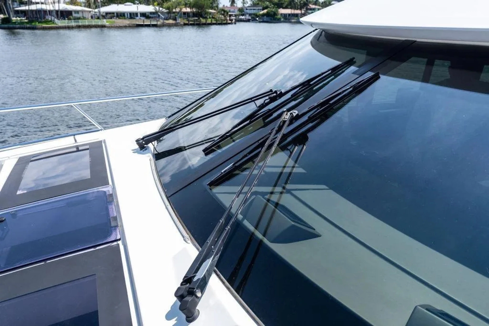 Prestige 680 Yacht For Sale