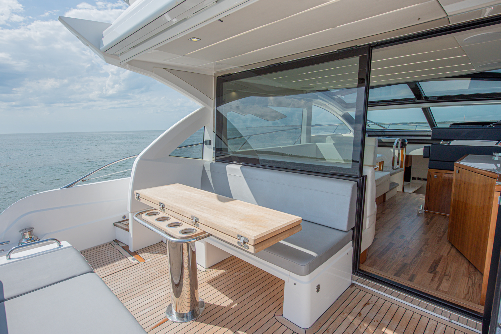 DULZURA 50ft Sunseeker Yacht For Sale