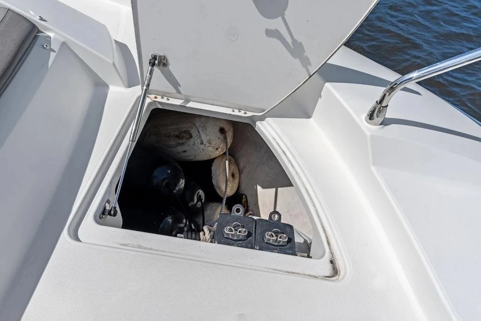 Prestige 680 Yacht For Sale