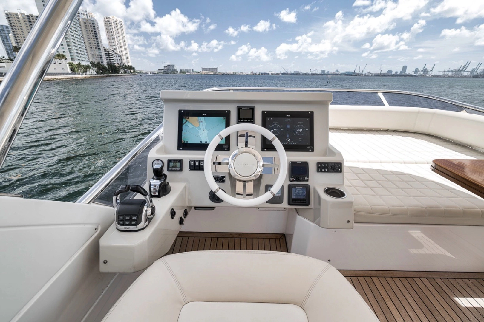 Azimut 50 FLY Yacht For Sale
