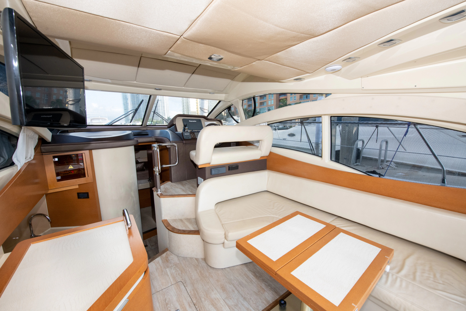 42ft Azimut Yacht For Sale