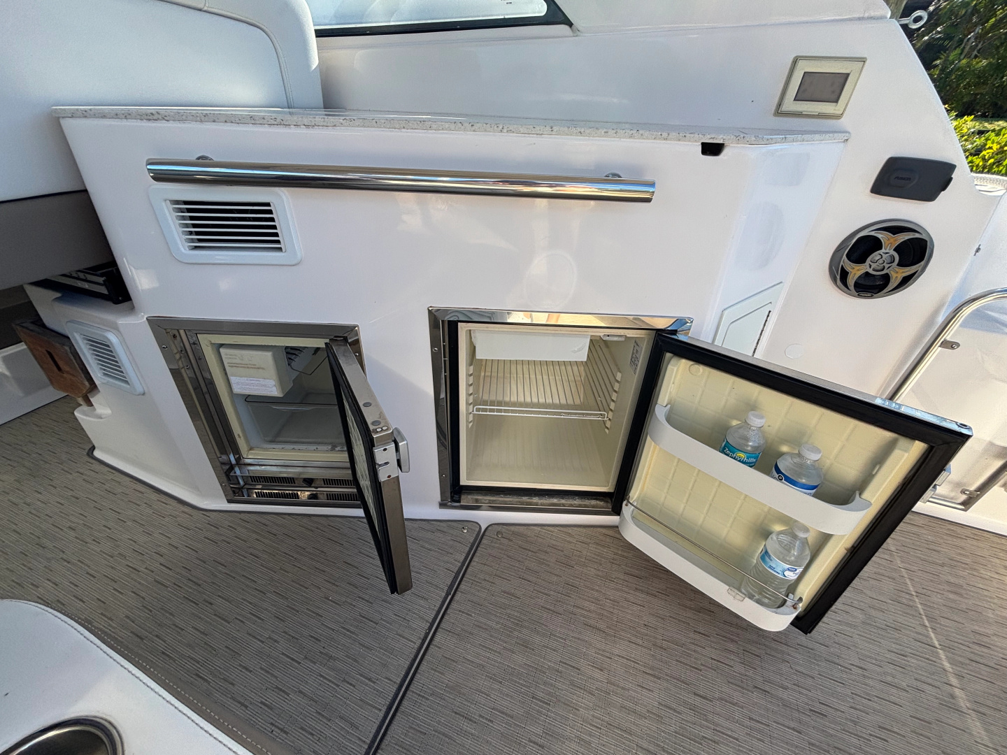 35ft Regal Yacht For Sale