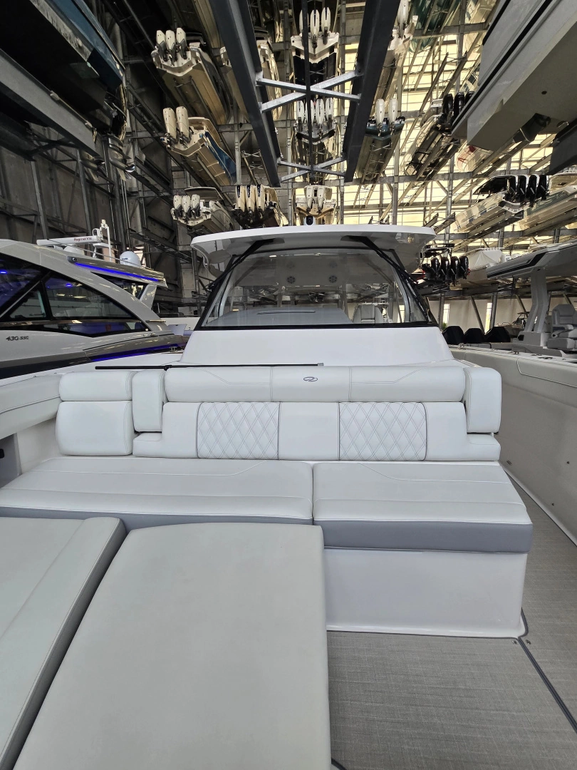 Regal SAV Yacht For Sale