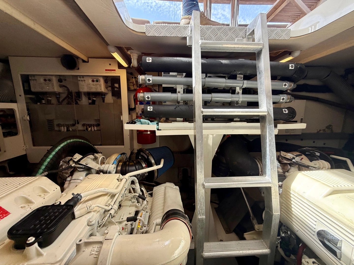 Prestige 560 Fly Yacht For Sale