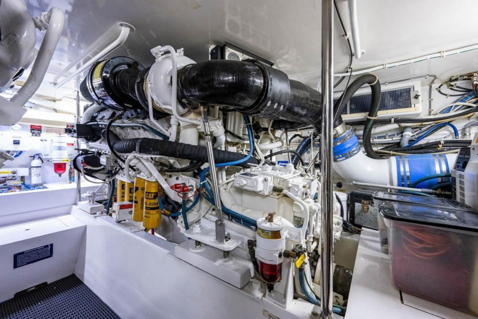 60ft Hatteras Yacht For Sale