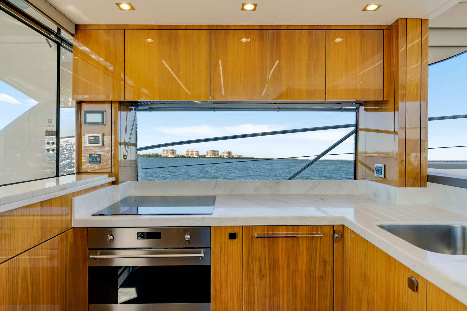 52ft Sunseeker Yacht For Sale