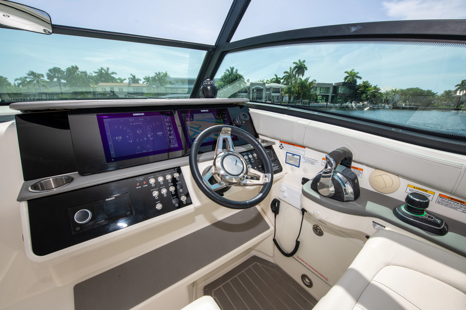 32ft Sea Ray Yacht For Sale