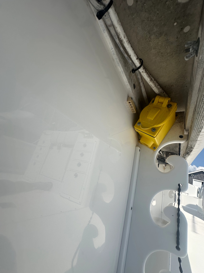 PEBBLES 35ft Everglades Yacht For Sale PEBBLES 35ft Everglades Yacht For Sale