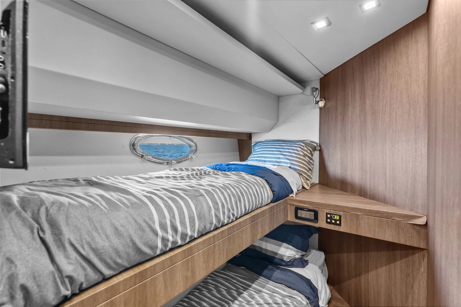 Uniesse 65 Motor Yacht Yacht For Sale