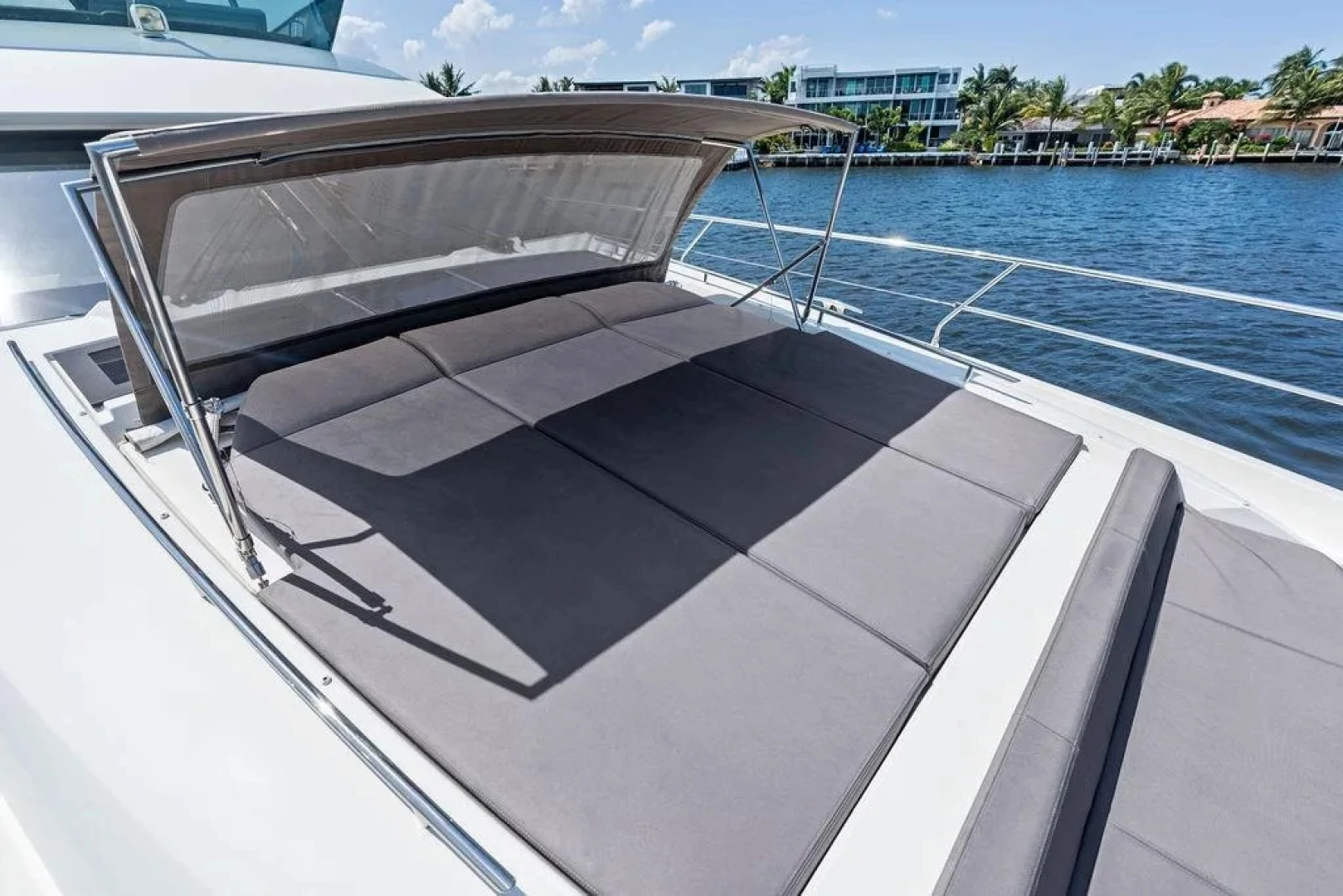 Prestige 680 Yacht For Sale