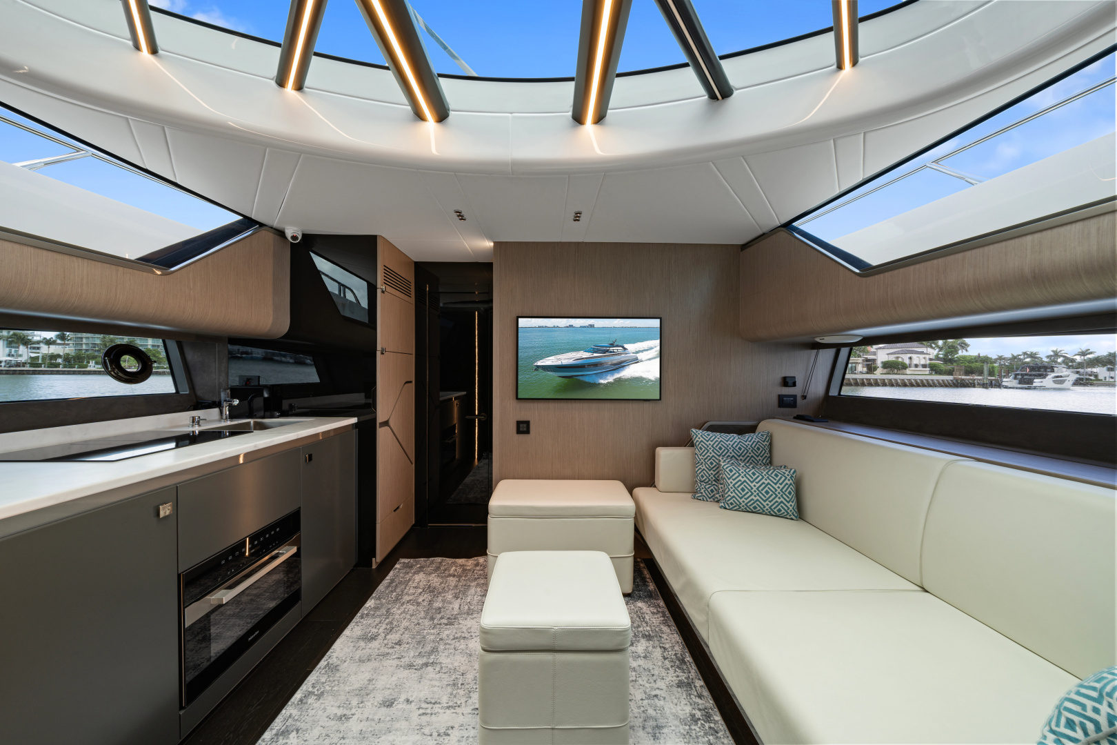 2024 Sunseeker Superhawk 55