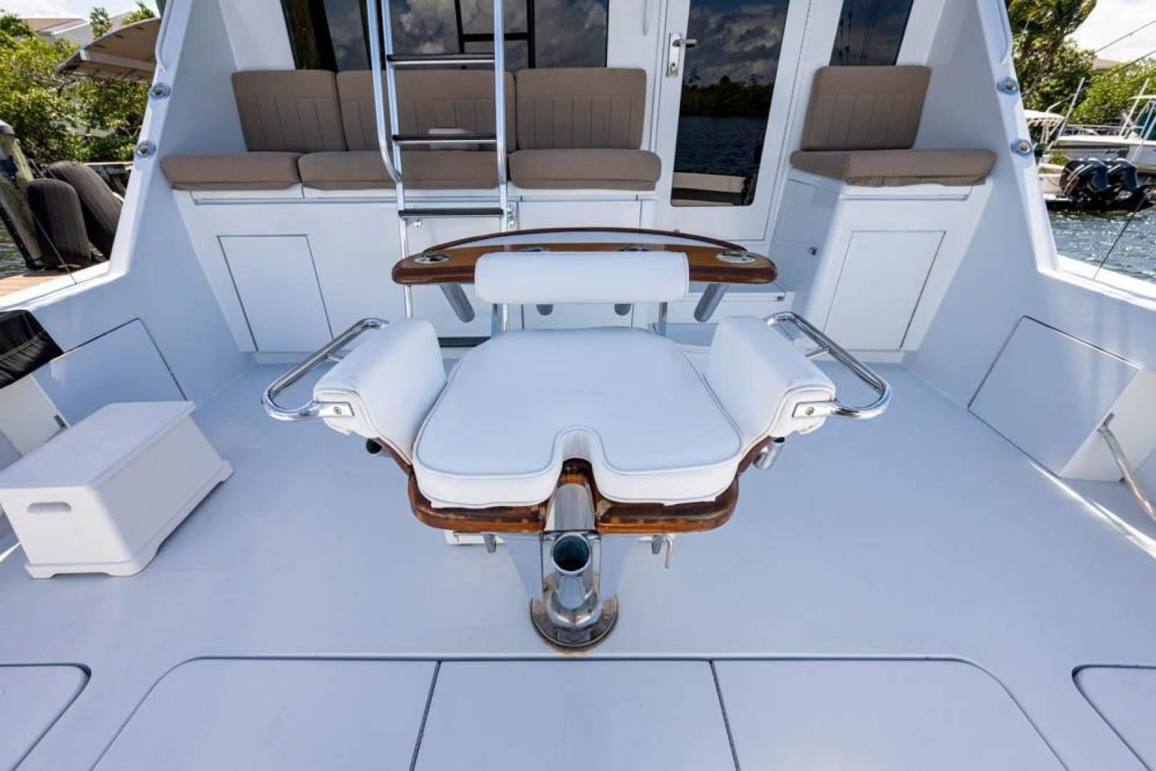 60ft Hatteras Yacht For Sale