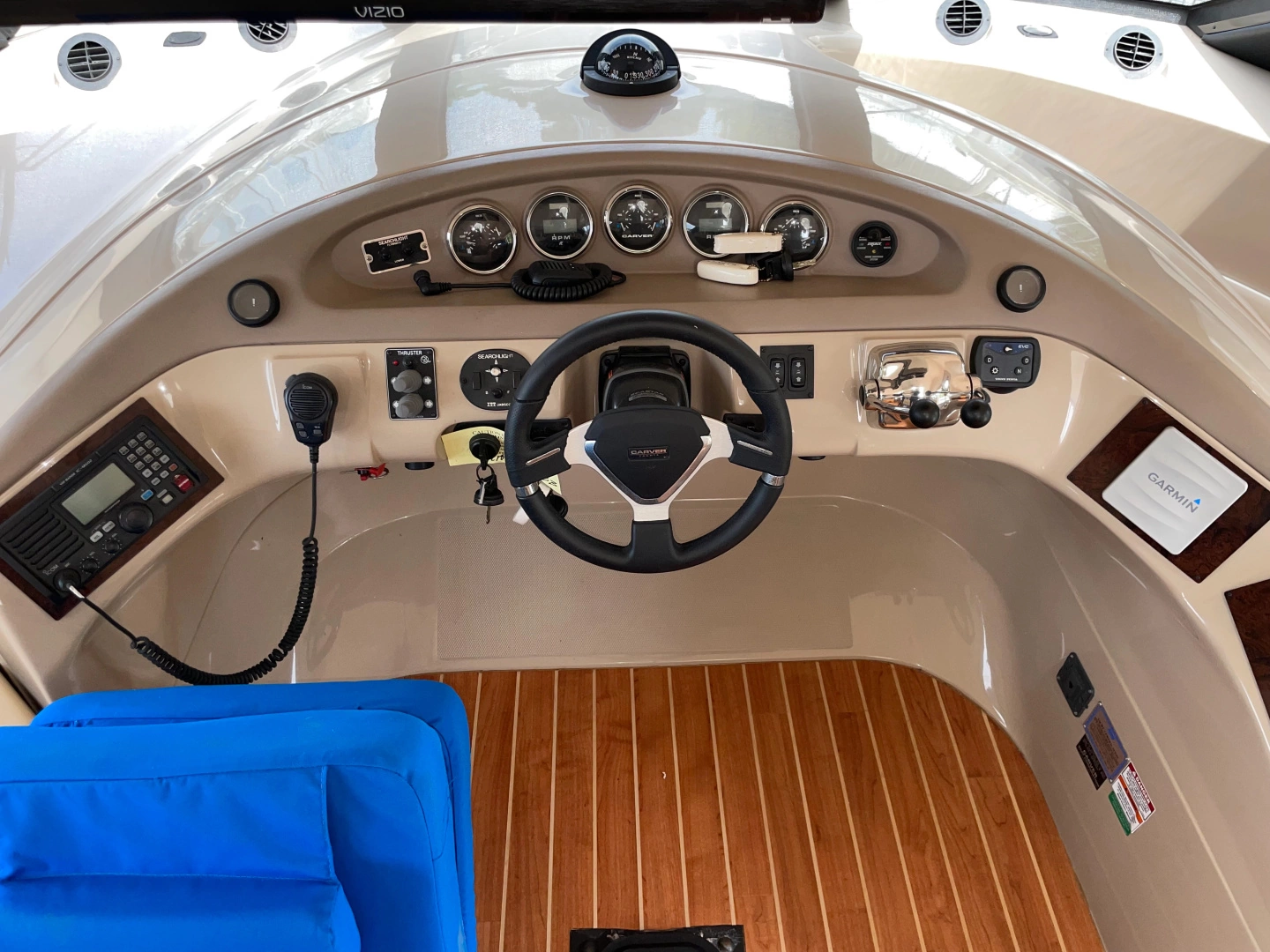 Carver 560 Voyager Yacht For Sale