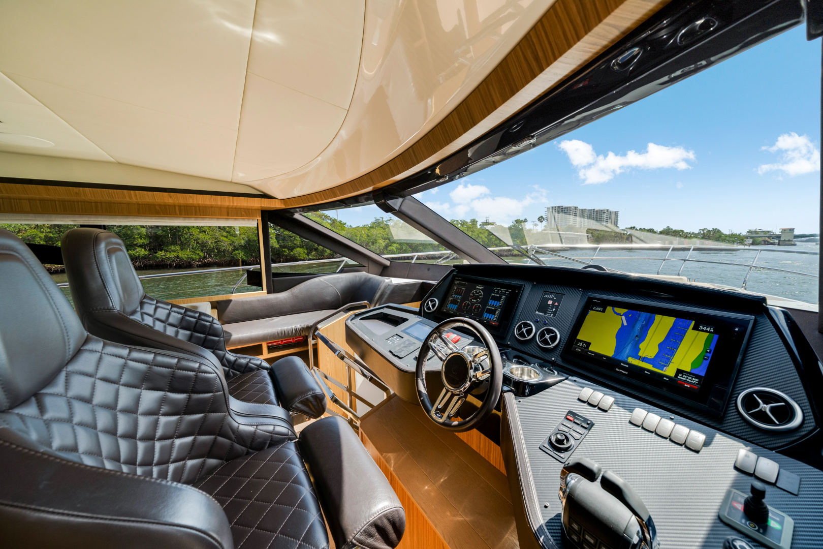60ft Absolute Yacht For Sale