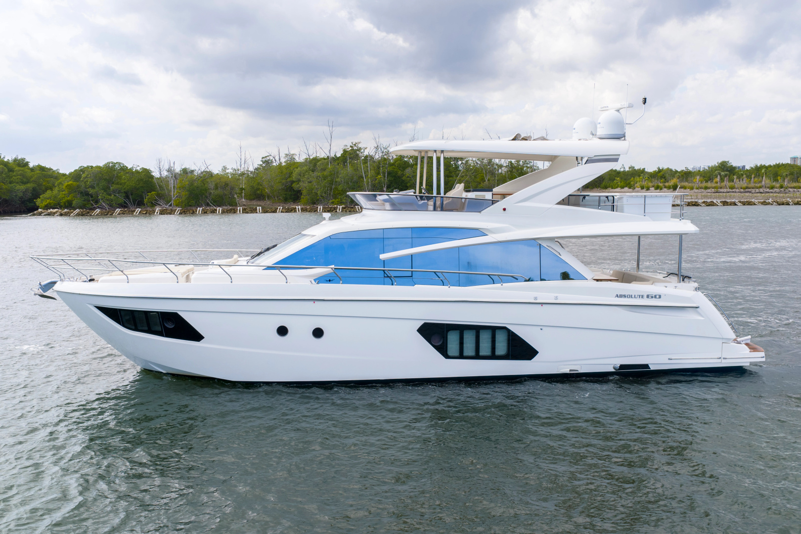 60ft Absolute Yacht For Sale