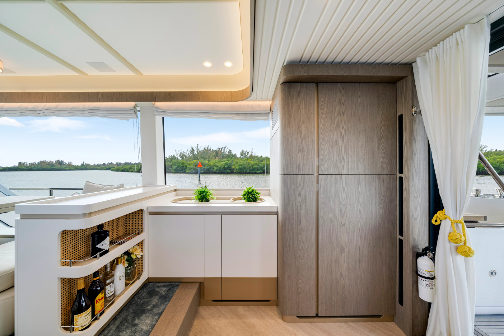 MEGNIFICENT 60ft Azimut Yacht For Sale