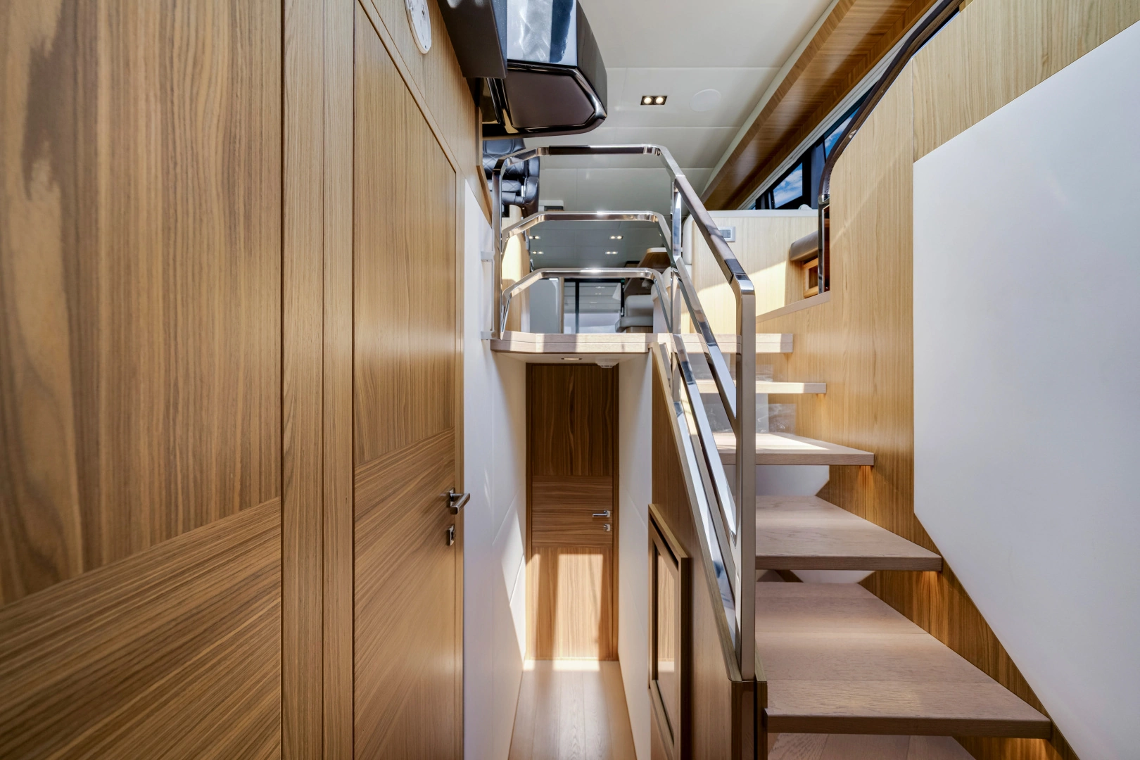 Absolute 60 Fly Yacht For Sale