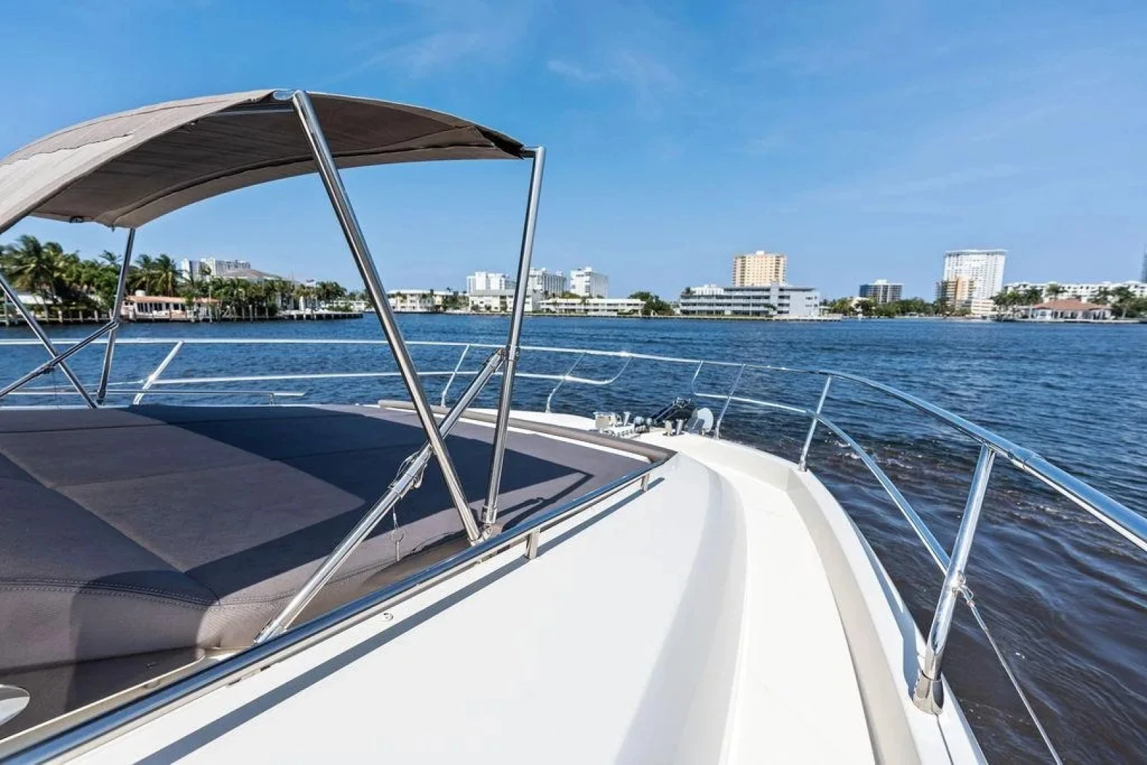 Prestige 680 Yacht For Sale