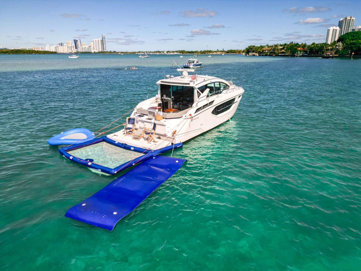 Cruisers Yachts 42 Cantius Yacht For Sale