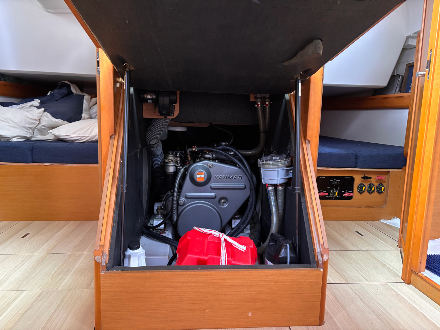 Valentina 51ft Jeanneau Yacht For Sale