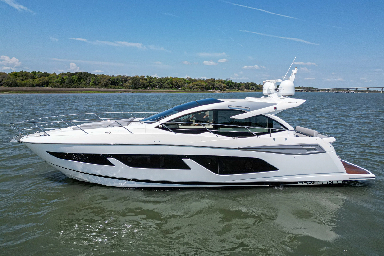 2019 Sunseeker 50 Predator