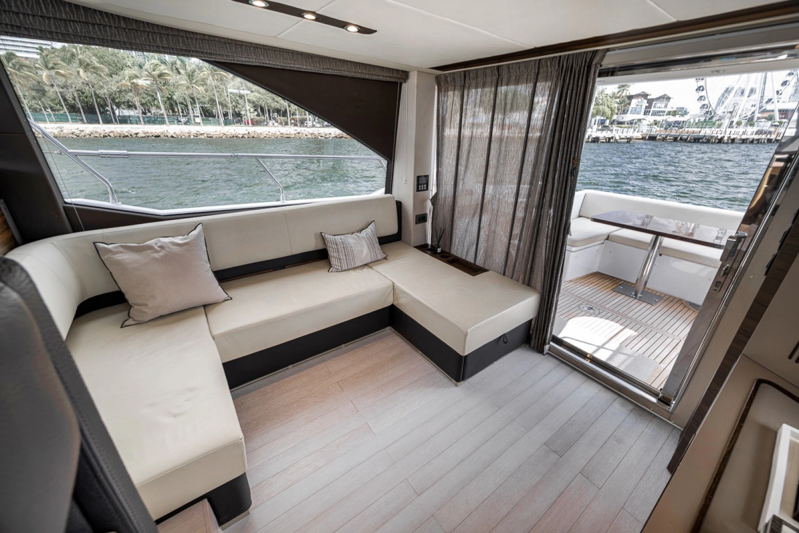 2016 Azimut 50 FLY