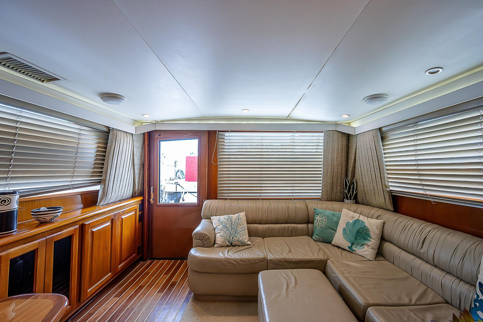 1998 Viking 47 Convertible